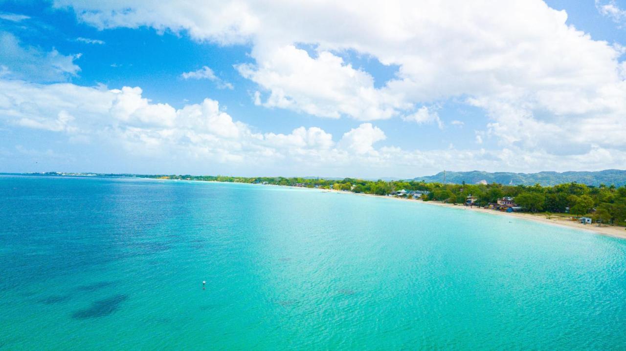 Shields Negril Villas Екстериор снимка