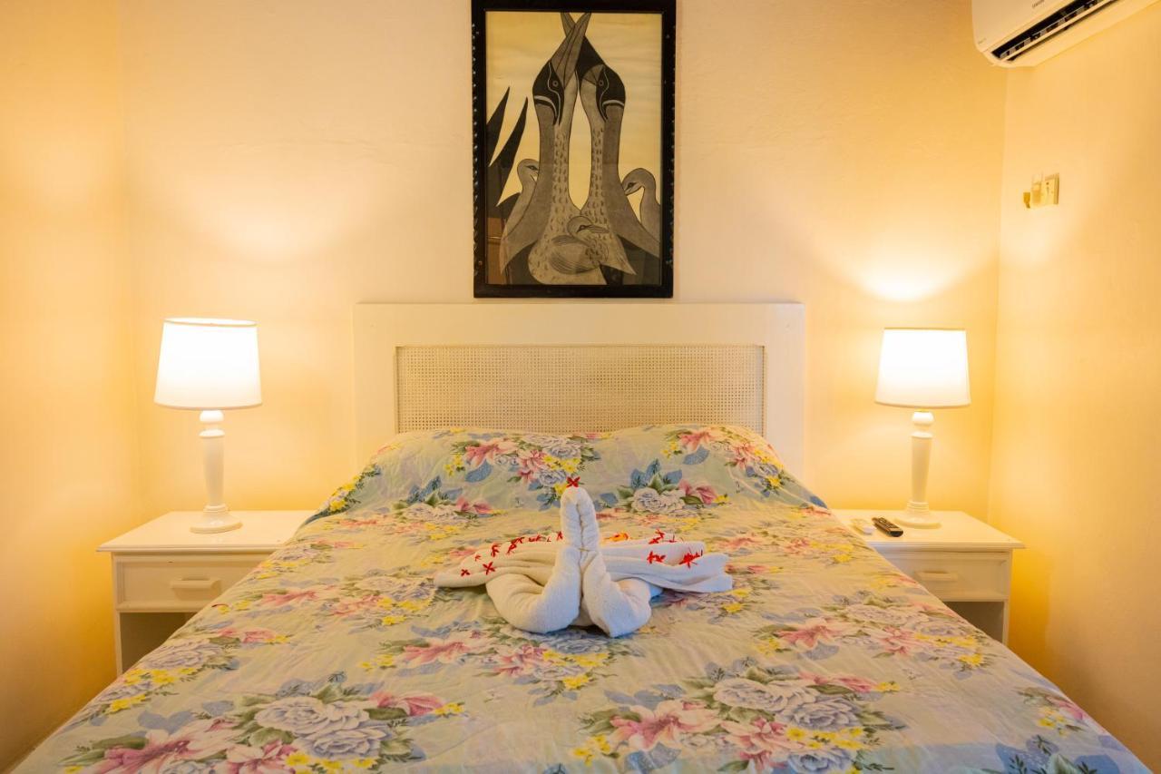 Shields Negril Villas Екстериор снимка