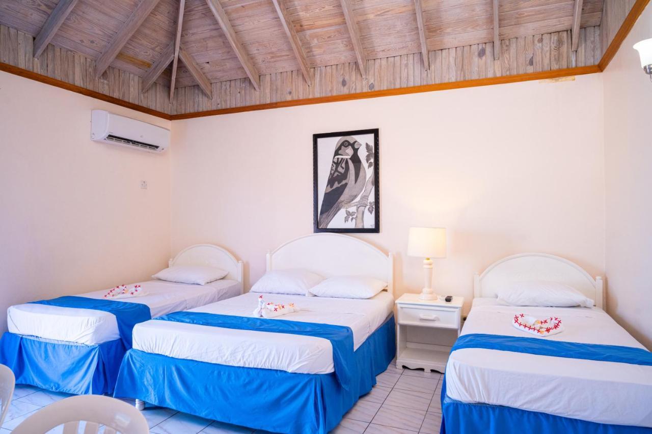 Shields Negril Villas Екстериор снимка