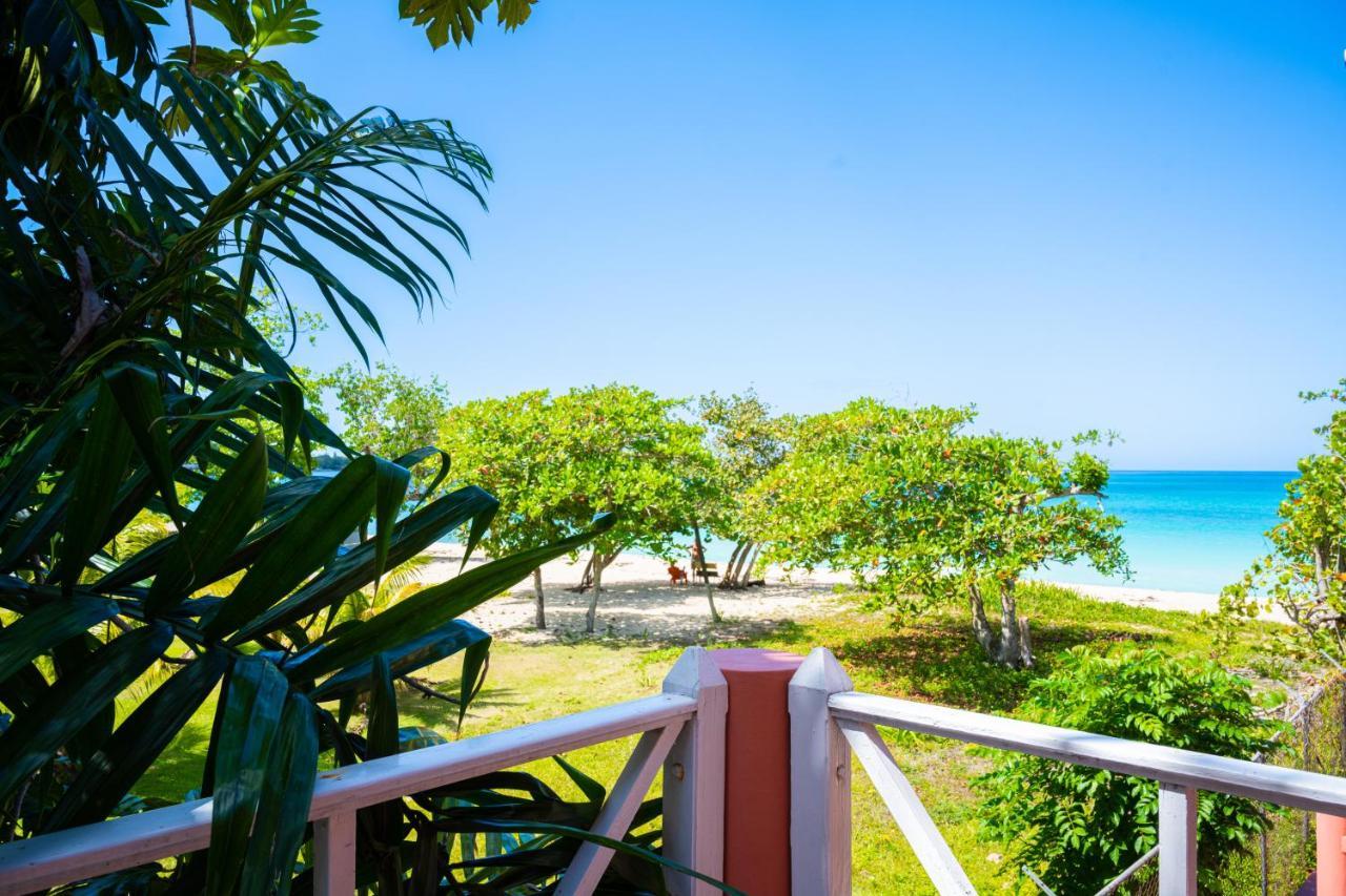 Shields Negril Villas Екстериор снимка